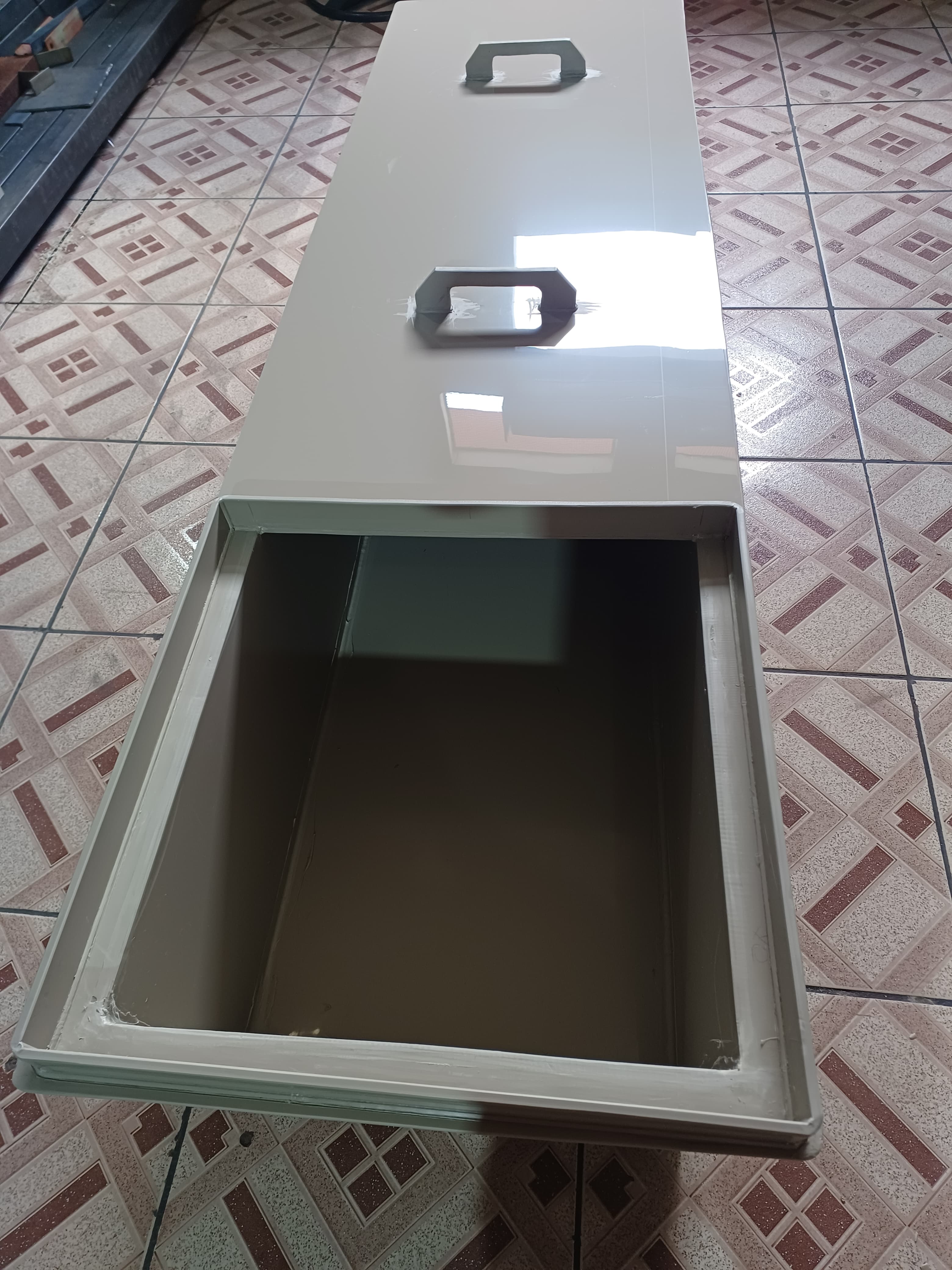 Tanque de lavar peças em polipropileno