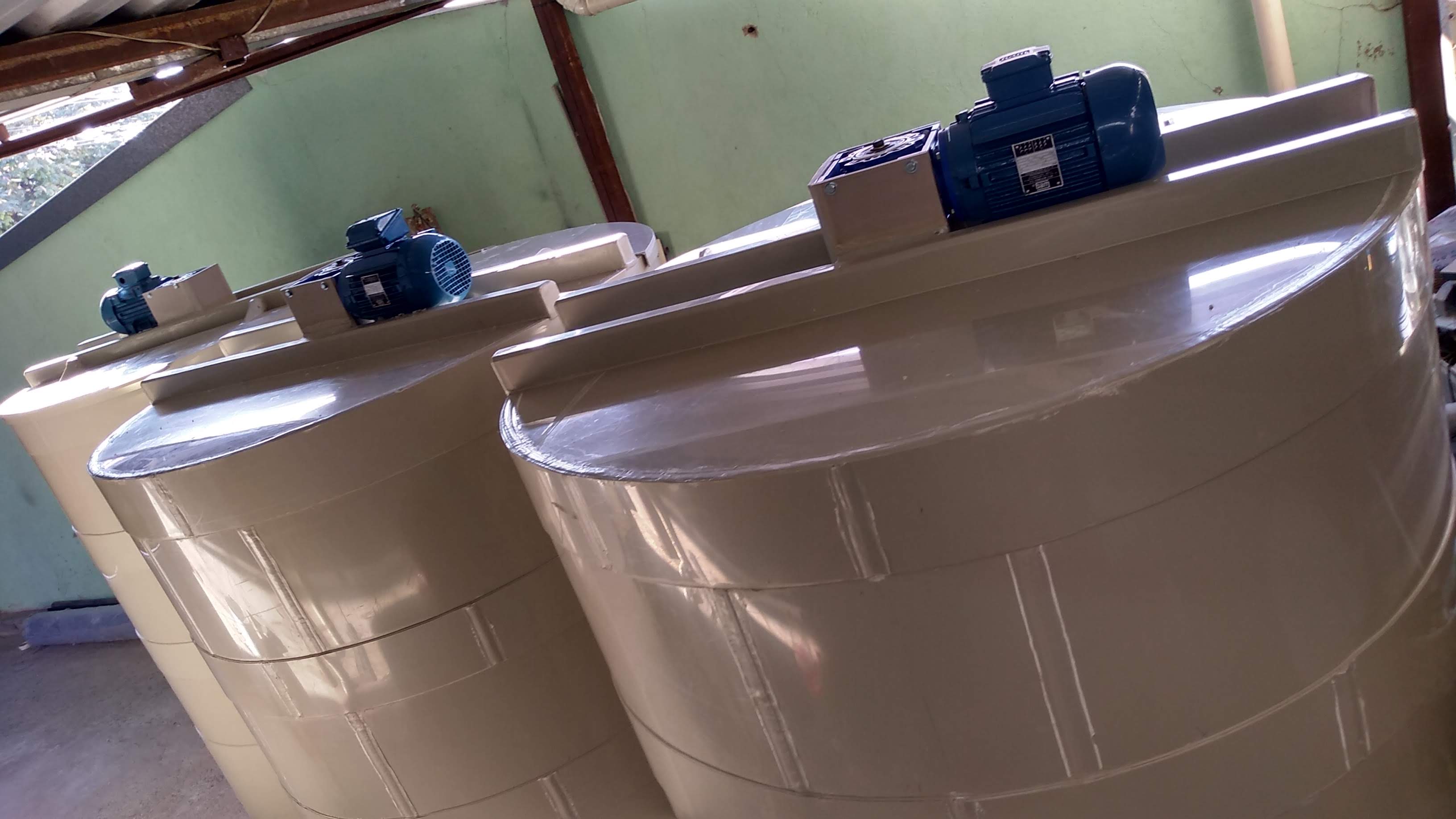 Tanques misturadores em polipropileno